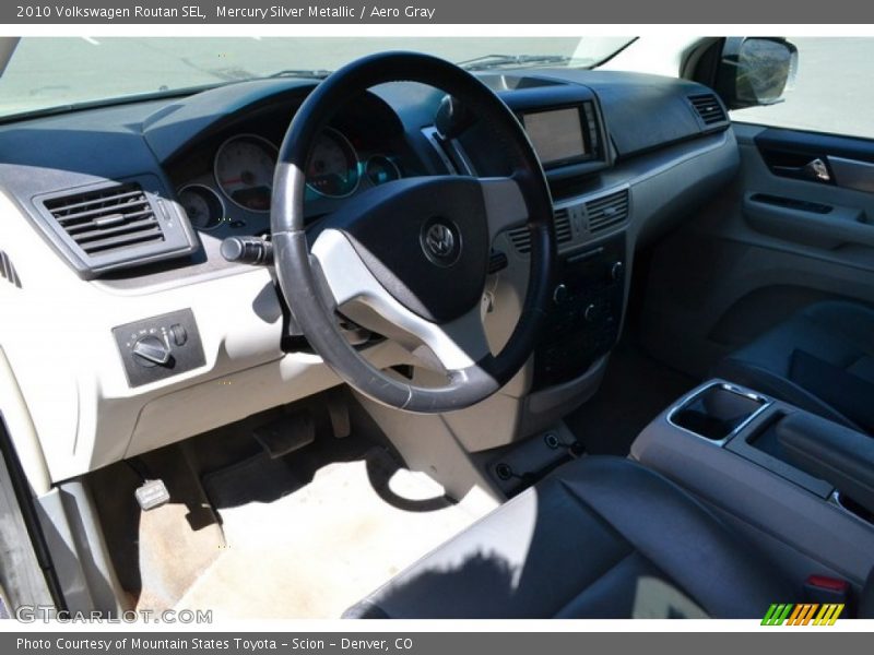 Mercury Silver Metallic / Aero Gray 2010 Volkswagen Routan SEL
