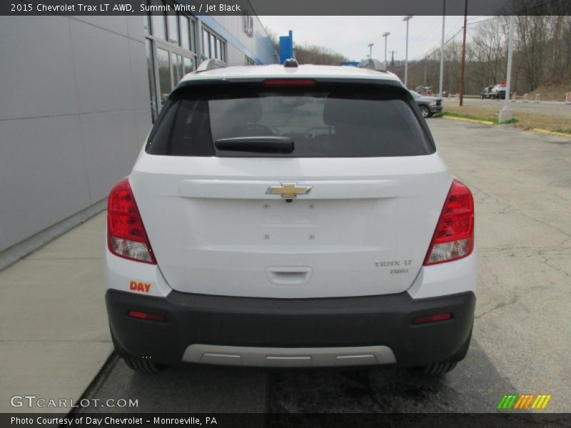 Summit White / Jet Black 2015 Chevrolet Trax LT AWD