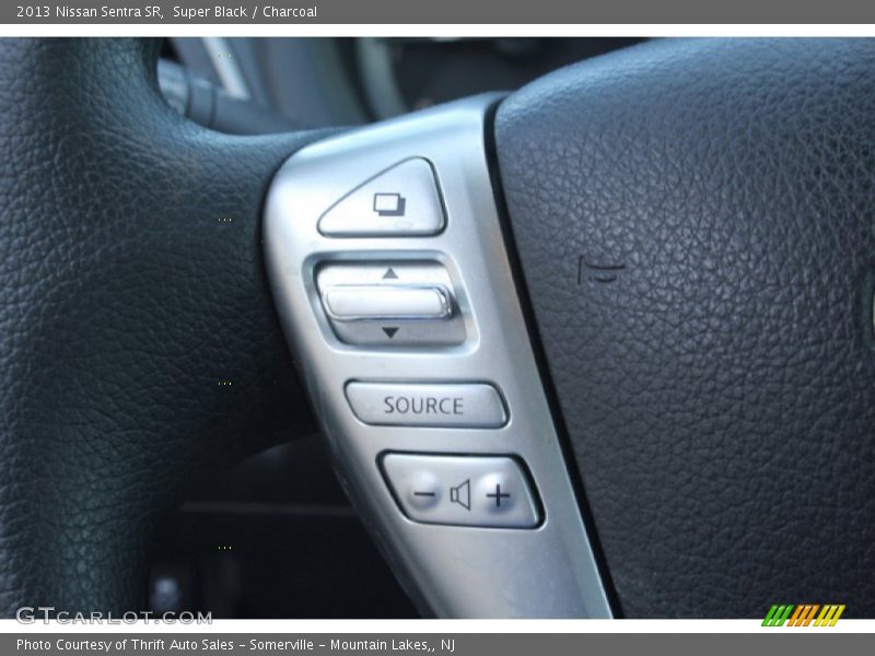 Super Black / Charcoal 2013 Nissan Sentra SR