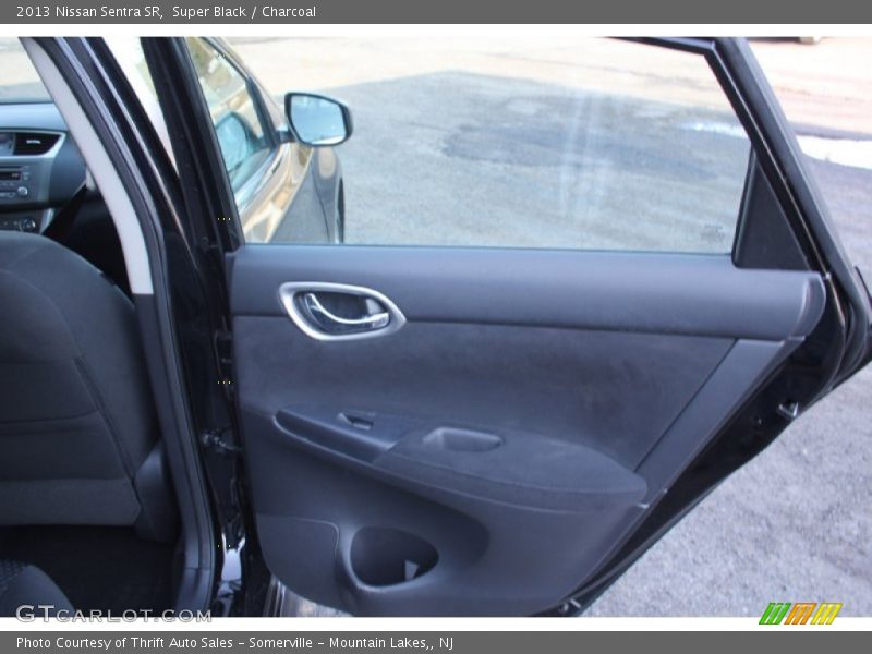 Super Black / Charcoal 2013 Nissan Sentra SR