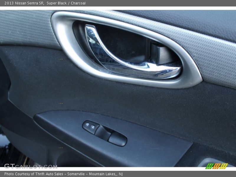 Super Black / Charcoal 2013 Nissan Sentra SR