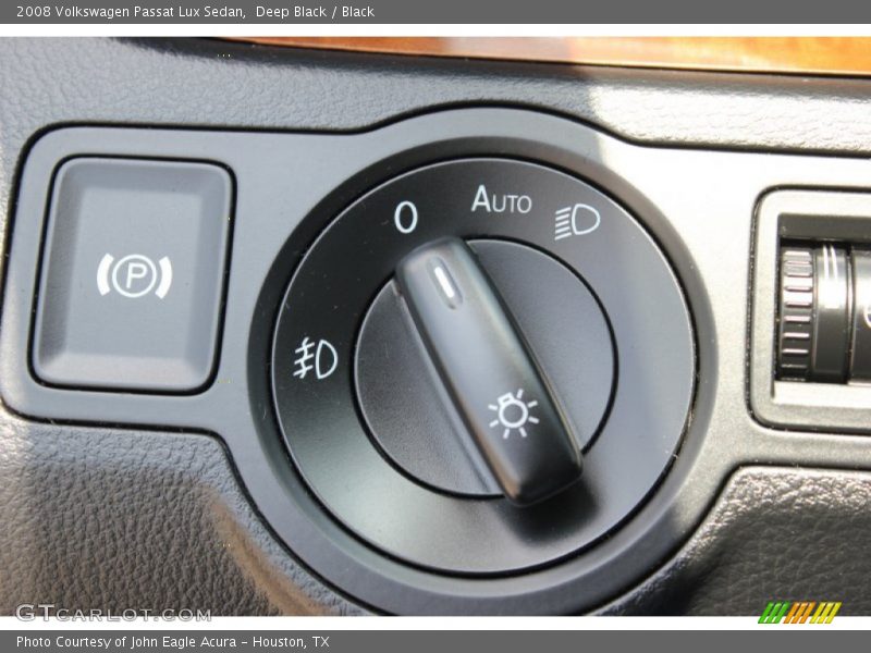 Deep Black / Black 2008 Volkswagen Passat Lux Sedan