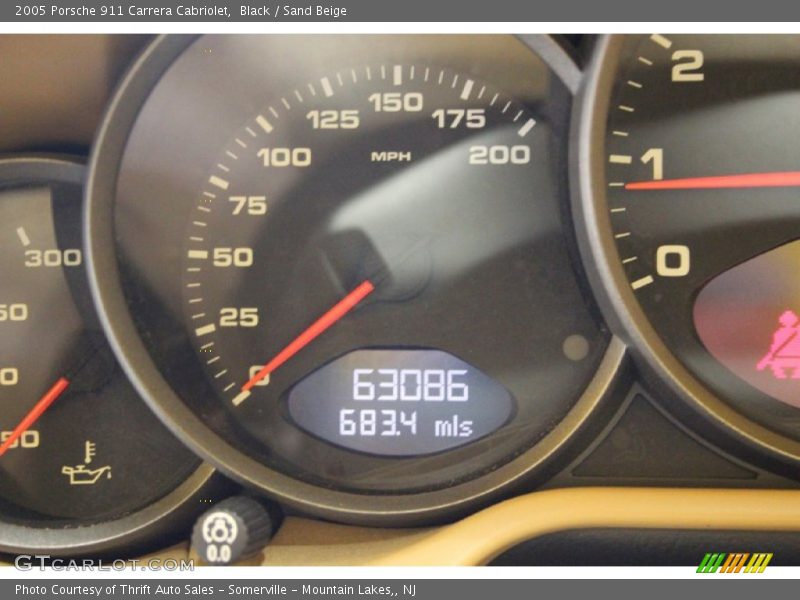 Black / Sand Beige 2005 Porsche 911 Carrera Cabriolet