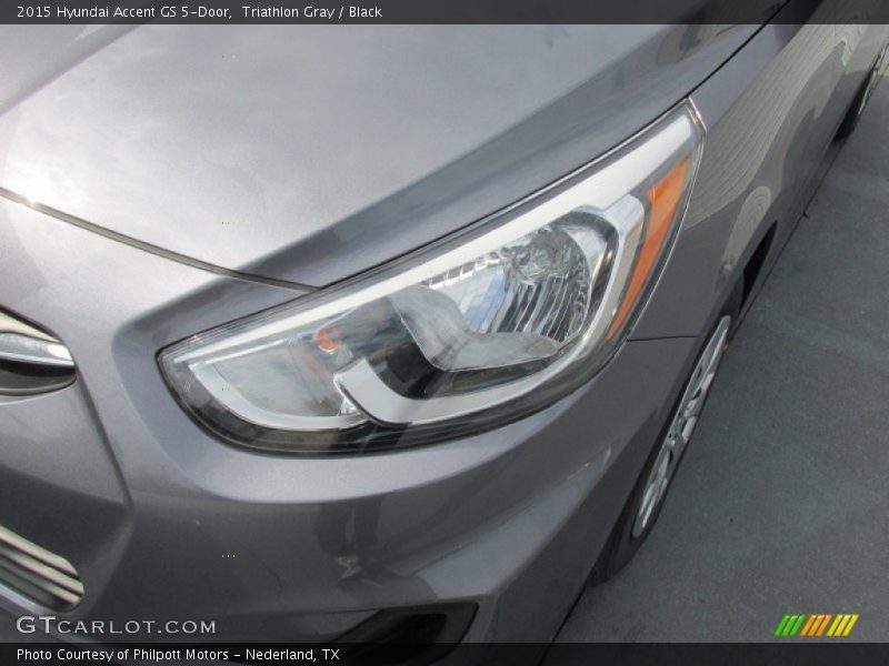 Triathlon Gray / Black 2015 Hyundai Accent GS 5-Door