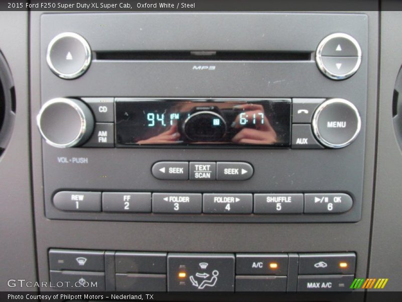 Controls of 2015 F250 Super Duty XL Super Cab