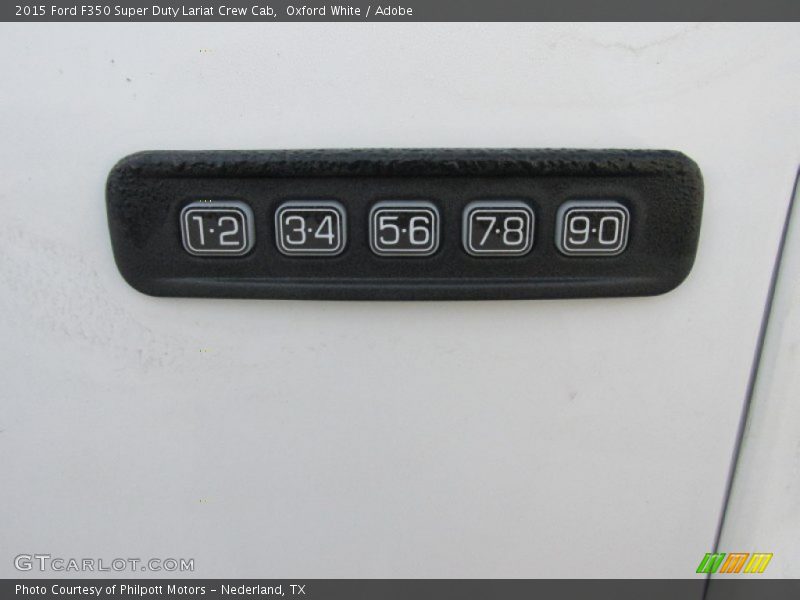 Oxford White / Adobe 2015 Ford F350 Super Duty Lariat Crew Cab