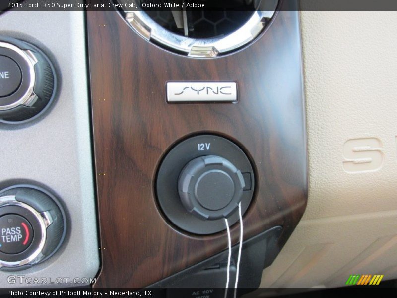 Oxford White / Adobe 2015 Ford F350 Super Duty Lariat Crew Cab