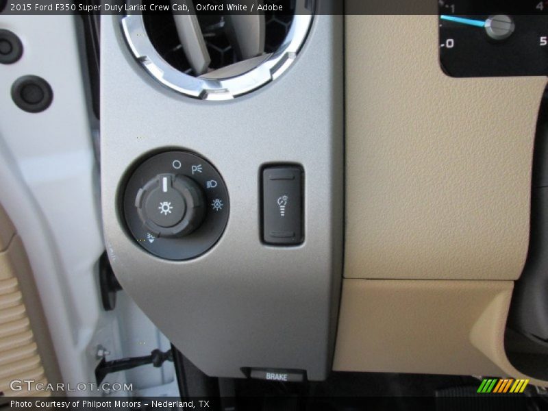 Oxford White / Adobe 2015 Ford F350 Super Duty Lariat Crew Cab