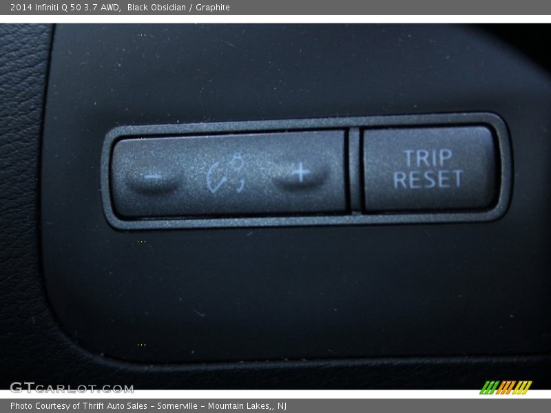 Black Obsidian / Graphite 2014 Infiniti Q 50 3.7 AWD
