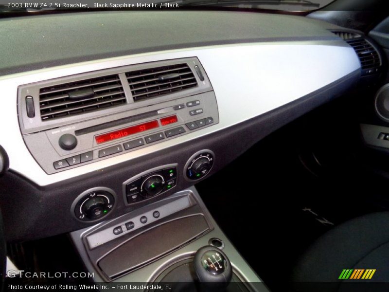 Black Sapphire Metallic / Black 2003 BMW Z4 2.5i Roadster