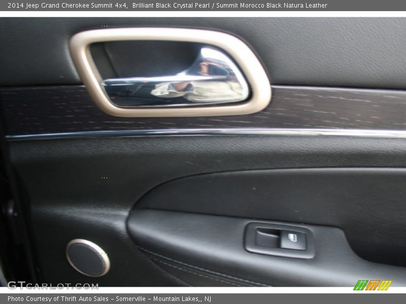 Brilliant Black Crystal Pearl / Summit Morocco Black Natura Leather 2014 Jeep Grand Cherokee Summit 4x4