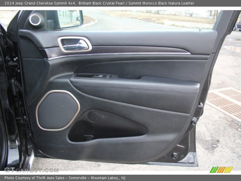 Brilliant Black Crystal Pearl / Summit Morocco Black Natura Leather 2014 Jeep Grand Cherokee Summit 4x4