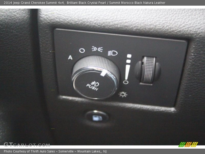 Brilliant Black Crystal Pearl / Summit Morocco Black Natura Leather 2014 Jeep Grand Cherokee Summit 4x4