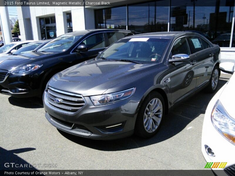 Magnetic Metallic / Charcoal Black 2015 Ford Taurus Limited