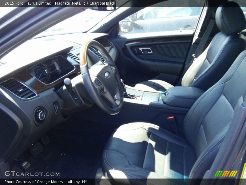 Magnetic Metallic / Charcoal Black 2015 Ford Taurus Limited