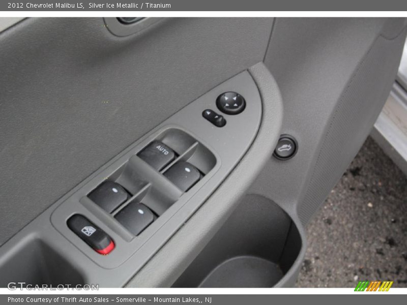 Silver Ice Metallic / Titanium 2012 Chevrolet Malibu LS