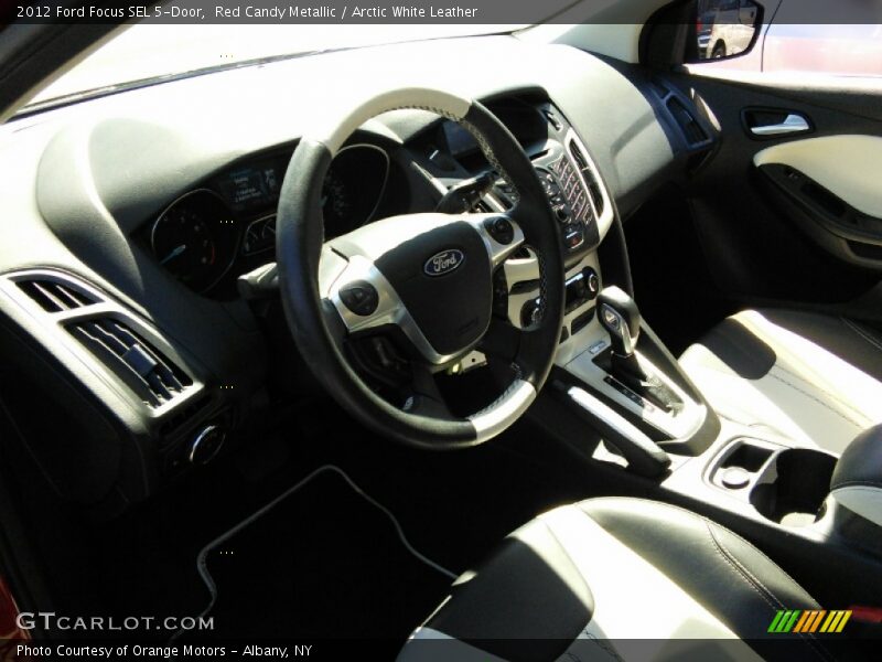 Red Candy Metallic / Arctic White Leather 2012 Ford Focus SEL 5-Door