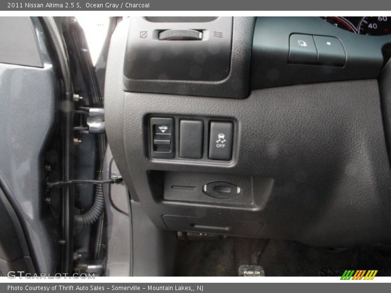 Ocean Gray / Charcoal 2011 Nissan Altima 2.5 S