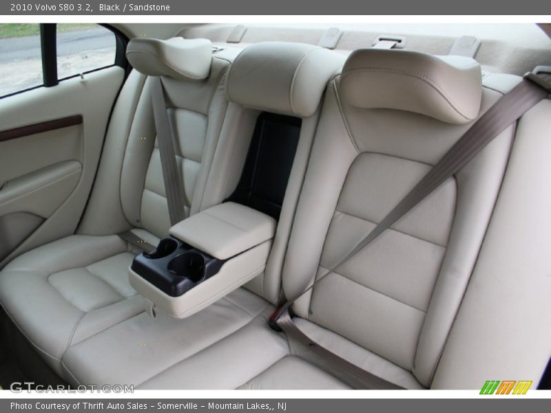 Black / Sandstone 2010 Volvo S80 3.2