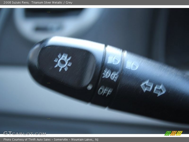 Titanium Silver Metallic / Grey 2008 Suzuki Reno
