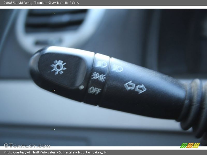 Titanium Silver Metallic / Grey 2008 Suzuki Reno