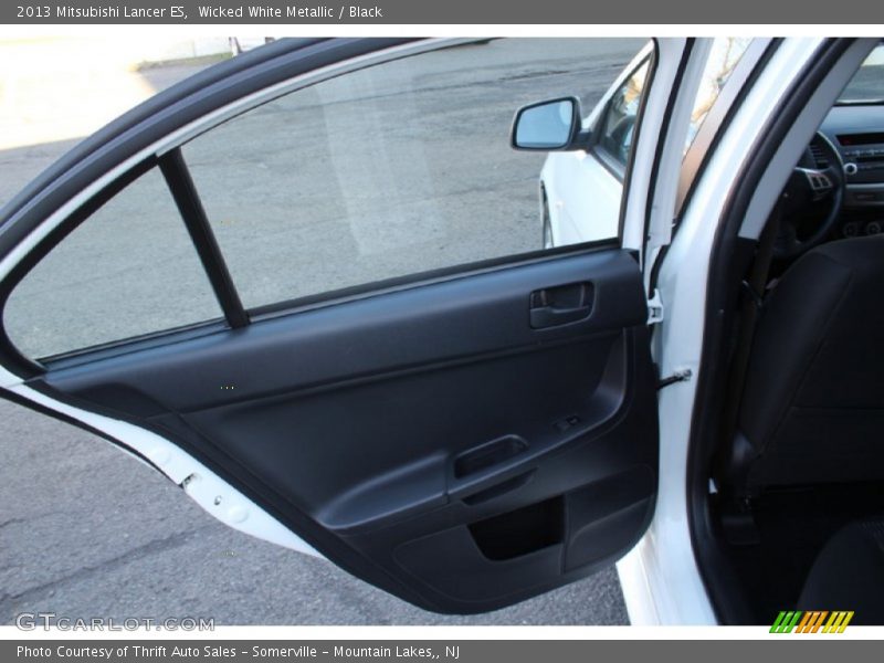 Wicked White Metallic / Black 2013 Mitsubishi Lancer ES