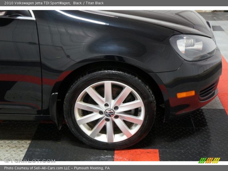 Black / Titan Black 2010 Volkswagen Jetta TDI SportWagen