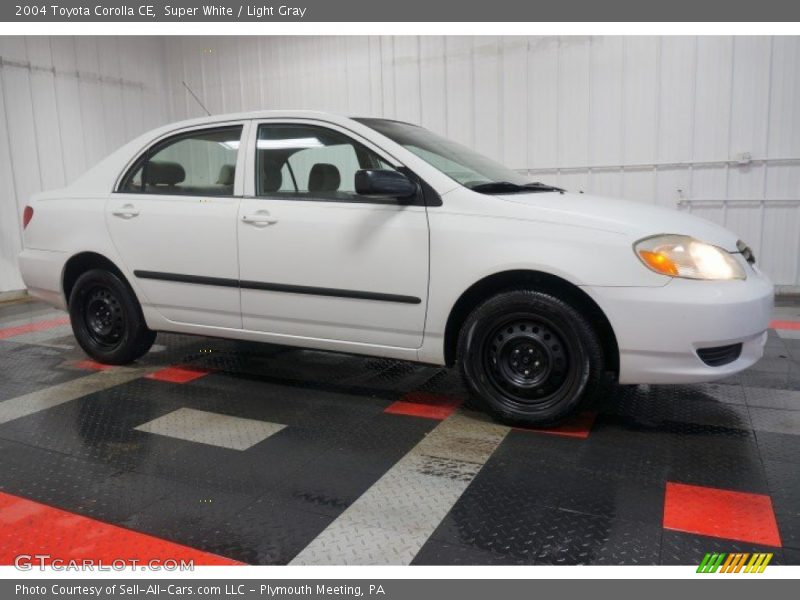 Super White / Light Gray 2004 Toyota Corolla CE