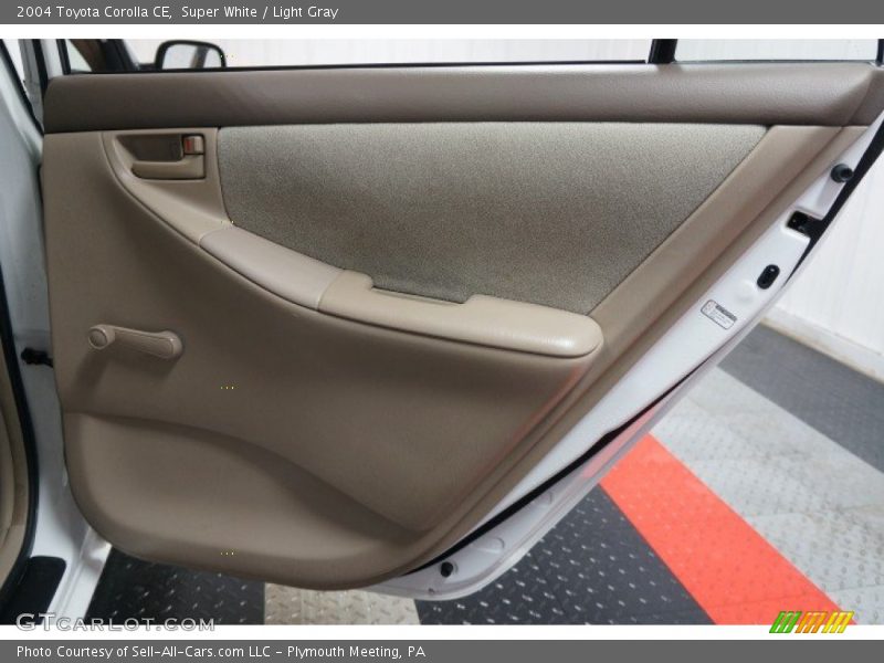 Super White / Light Gray 2004 Toyota Corolla CE