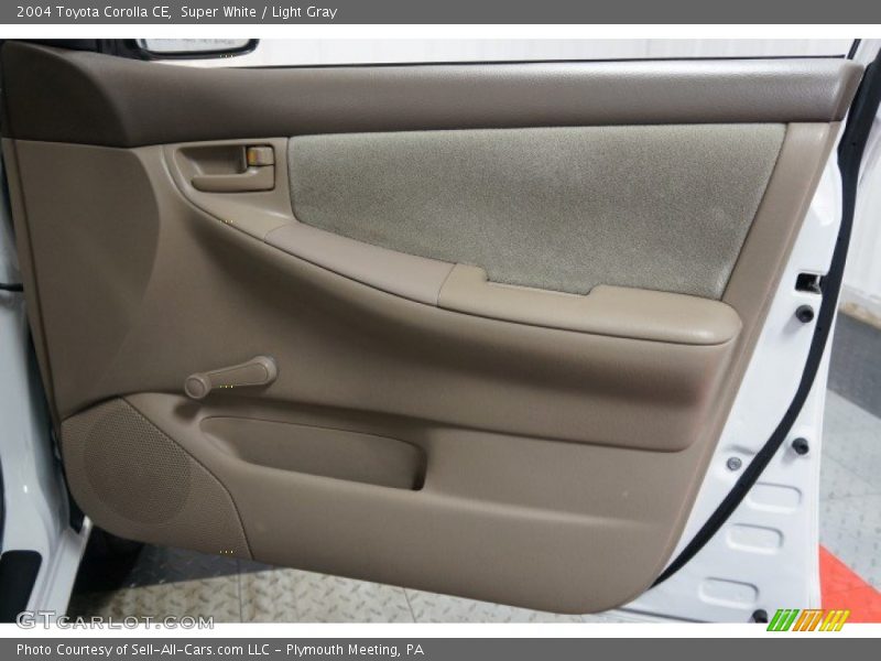 Super White / Light Gray 2004 Toyota Corolla CE