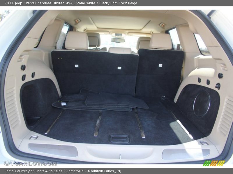 Stone White / Black/Light Frost Beige 2011 Jeep Grand Cherokee Limited 4x4