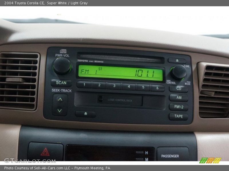 Super White / Light Gray 2004 Toyota Corolla CE