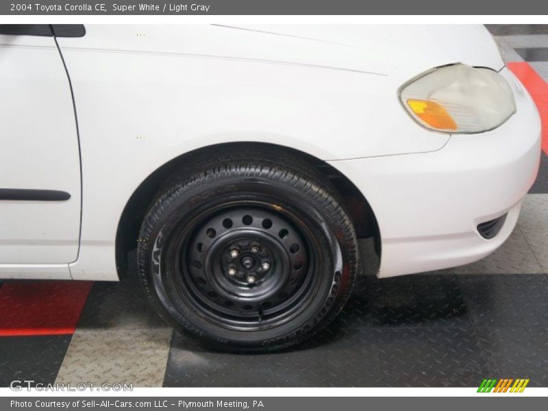 Super White / Light Gray 2004 Toyota Corolla CE