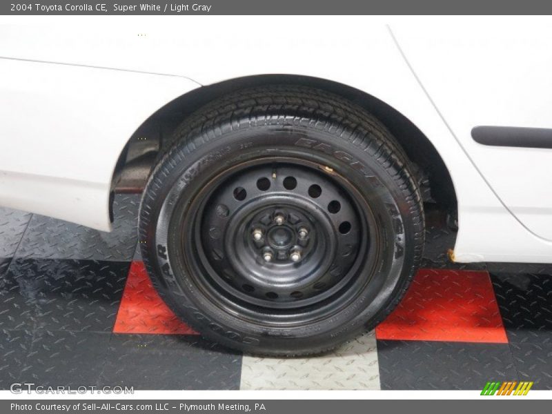 Super White / Light Gray 2004 Toyota Corolla CE