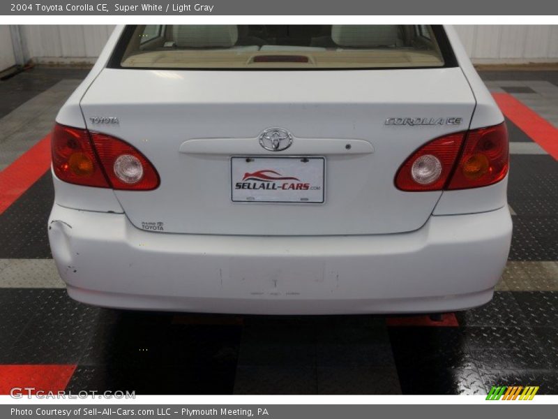 Super White / Light Gray 2004 Toyota Corolla CE