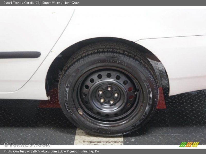 Super White / Light Gray 2004 Toyota Corolla CE