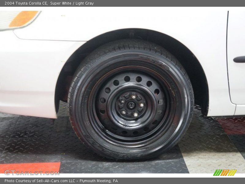 Super White / Light Gray 2004 Toyota Corolla CE