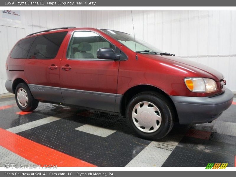 Napa Burgundy Pearl / Gray 1999 Toyota Sienna LE