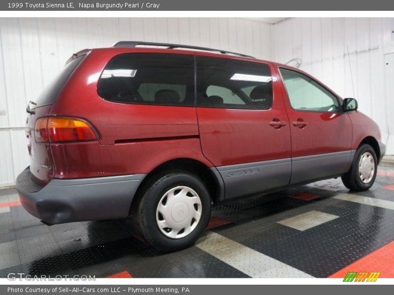 Napa Burgundy Pearl / Gray 1999 Toyota Sienna LE