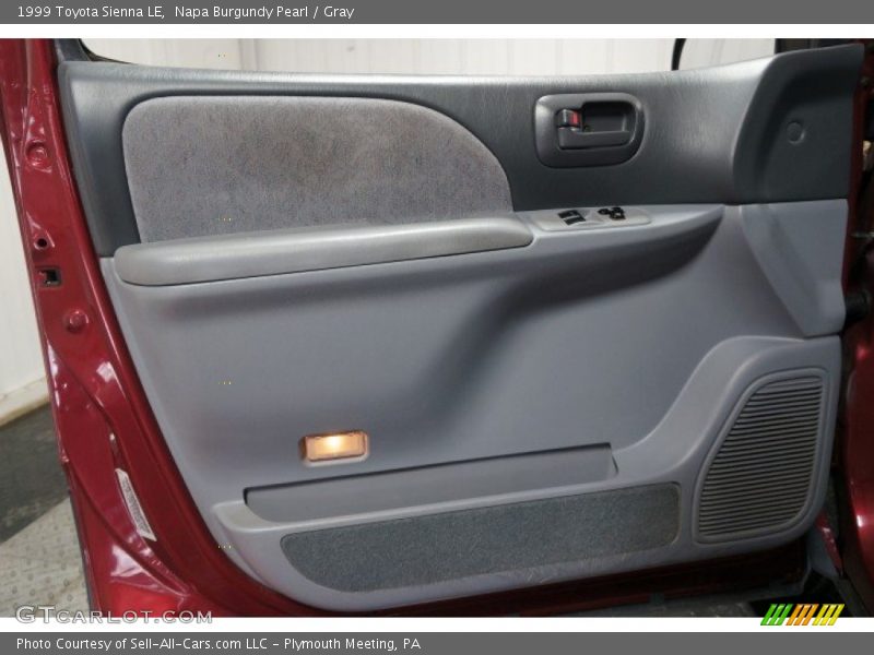 Napa Burgundy Pearl / Gray 1999 Toyota Sienna LE