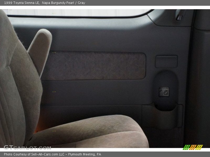 Napa Burgundy Pearl / Gray 1999 Toyota Sienna LE