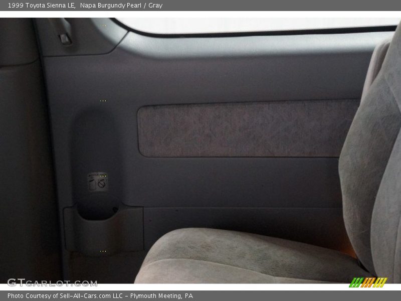 Napa Burgundy Pearl / Gray 1999 Toyota Sienna LE