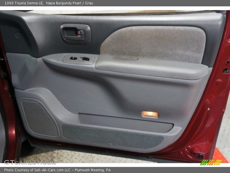 Napa Burgundy Pearl / Gray 1999 Toyota Sienna LE