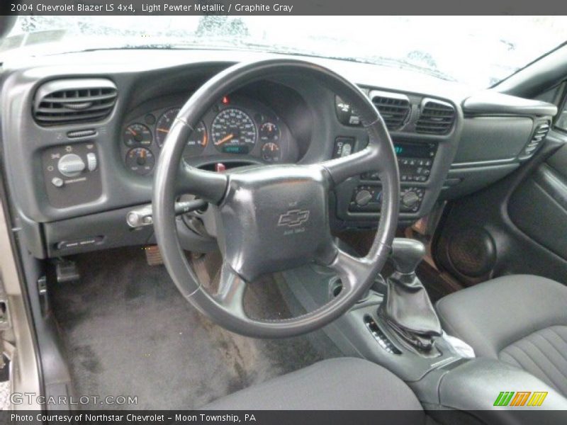 Light Pewter Metallic / Graphite Gray 2004 Chevrolet Blazer LS 4x4