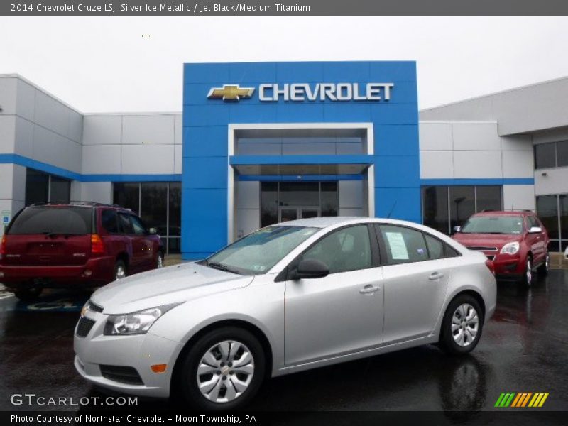 Silver Ice Metallic / Jet Black/Medium Titanium 2014 Chevrolet Cruze LS
