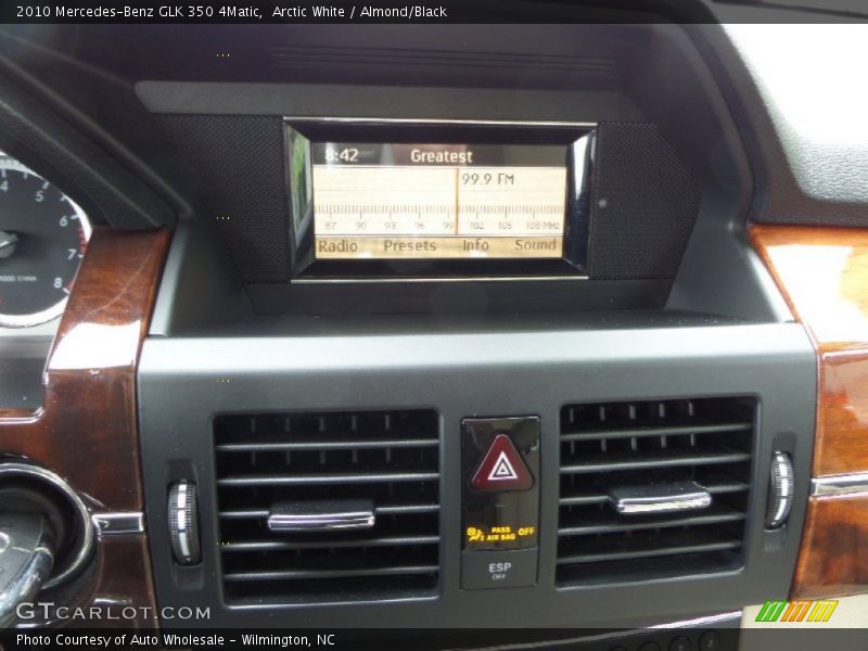 Arctic White / Almond/Black 2010 Mercedes-Benz GLK 350 4Matic