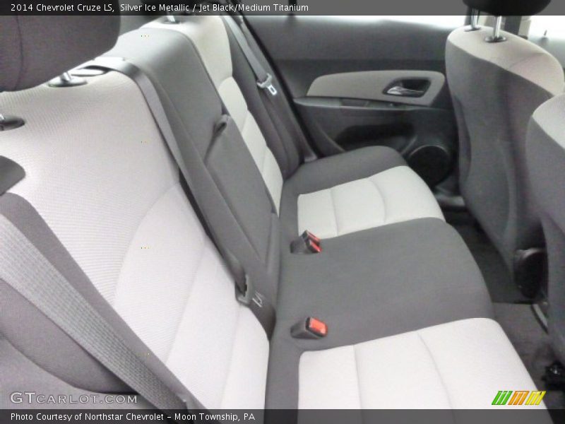 Silver Ice Metallic / Jet Black/Medium Titanium 2014 Chevrolet Cruze LS