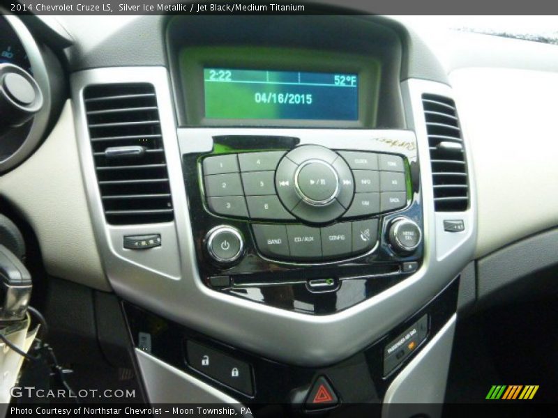 Silver Ice Metallic / Jet Black/Medium Titanium 2014 Chevrolet Cruze LS