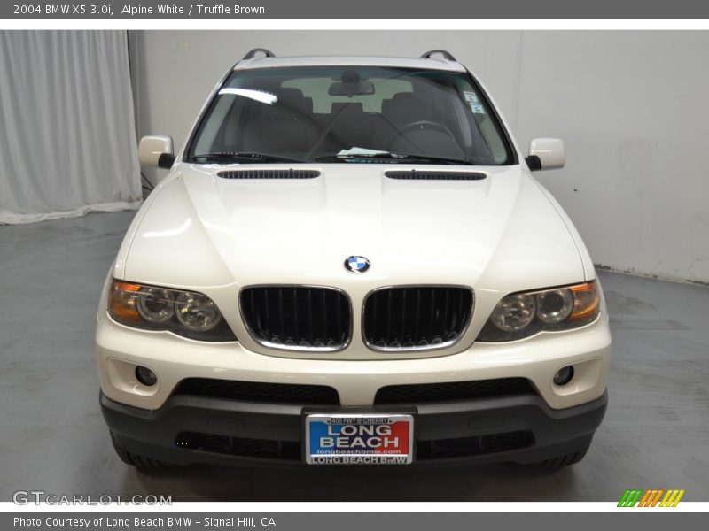 Alpine White / Truffle Brown 2004 BMW X5 3.0i