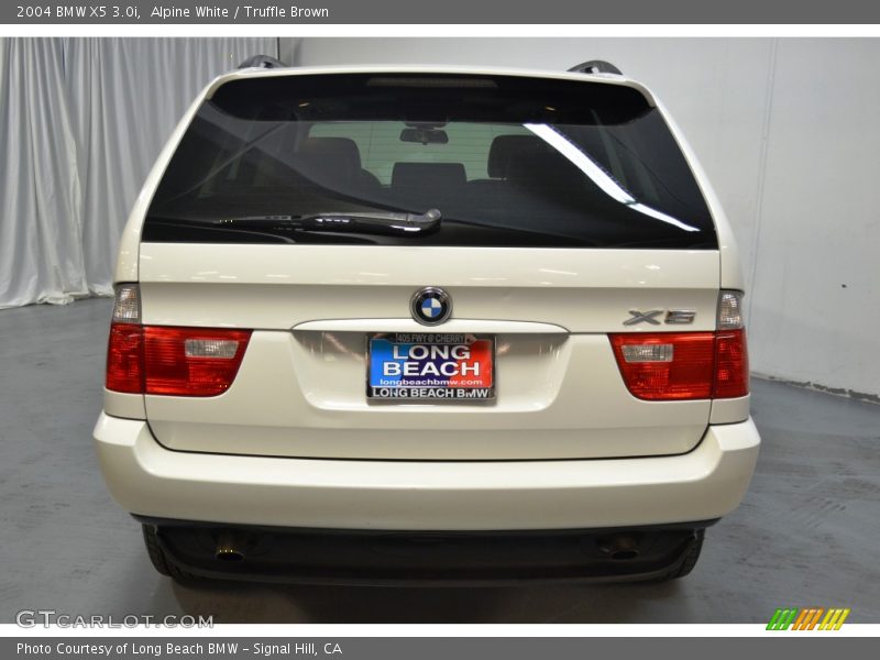 Alpine White / Truffle Brown 2004 BMW X5 3.0i